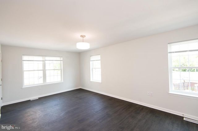 632 DOUGLAS ST, Cambridge, MD 21613