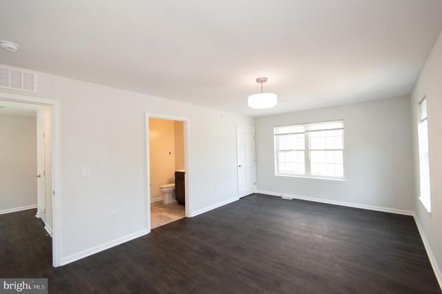 632 DOUGLAS ST, Cambridge, MD 21613