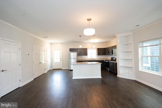 632 DOUGLAS ST, Cambridge, MD 21613