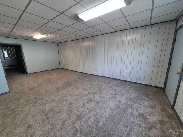 602 7th Ave W, Gooding, ID 83330