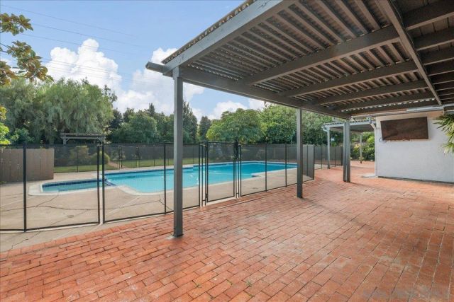 6641 Murray Park Drive, San Diego, CA 92120