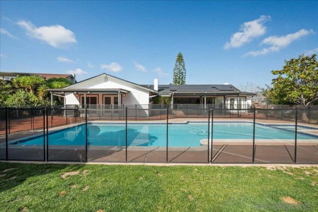 6641 Murray Park Drive, San Diego, CA 92120