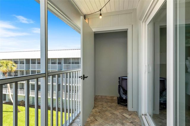 315 N CAUSEWAY C-402, New Smyrna Beach, FL 32169