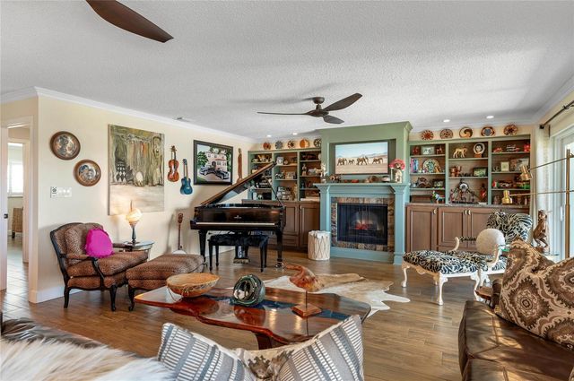 315 N CAUSEWAY C-402, New Smyrna Beach, FL 32169