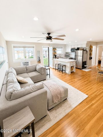 36 Wharfside Drive, Monmouth Beach, NJ 07750