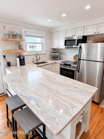 36 Wharfside Drive, Monmouth Beach, NJ 07750