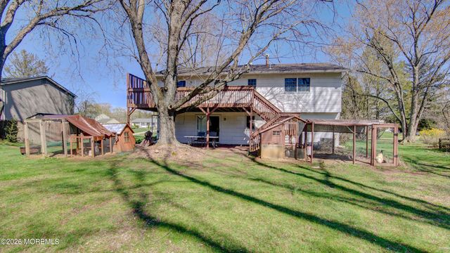 11 Sheffield Drive, Manalapan, NJ 07726