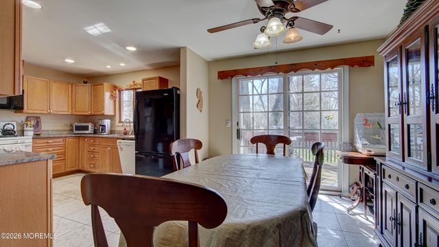 11 Sheffield Drive, Manalapan, NJ 07726