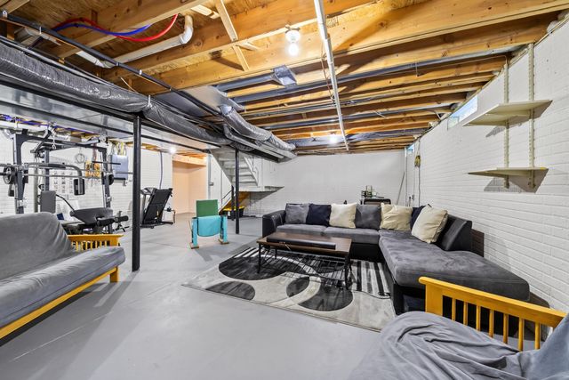 2612 Bluewater Street, Ypsilanti Twp, MI 48198