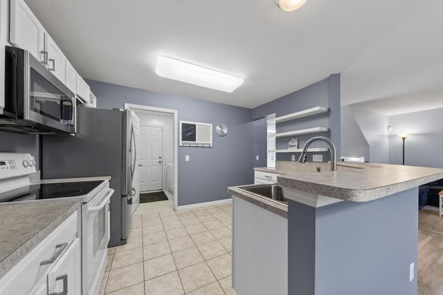 2612 Bluewater Street, Ypsilanti Twp, MI 48198