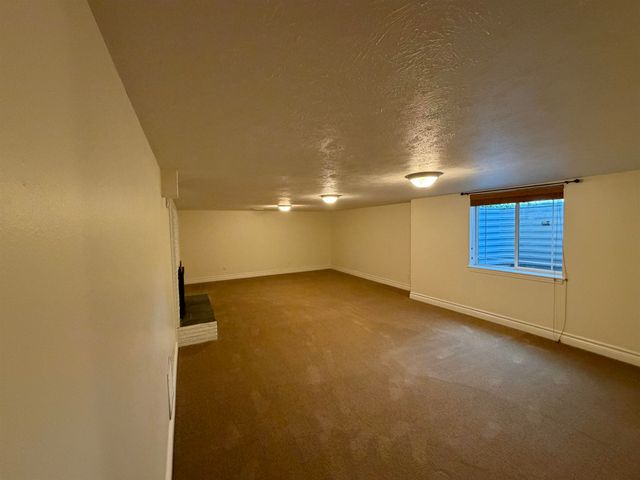 1604 S Woodlawn Rd, Spokane Valley, WA 99216