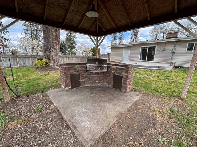 1604 S Woodlawn Rd, Spokane Valley, WA 99216