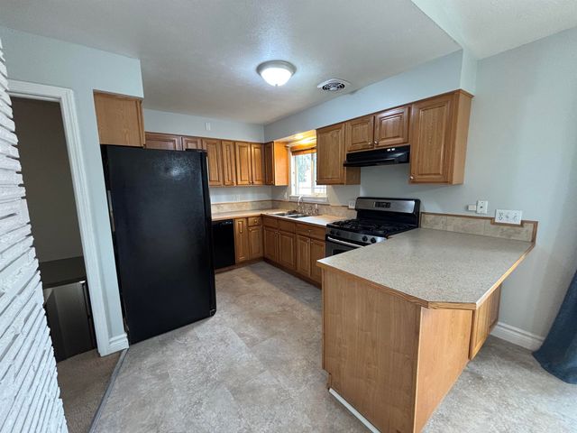 1604 S Woodlawn Rd, Spokane Valley, WA 99216