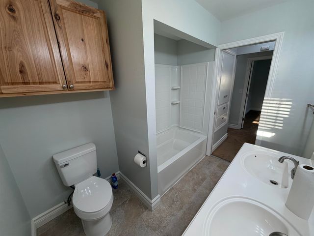 1604 S Woodlawn Rd, Spokane Valley, WA 99216