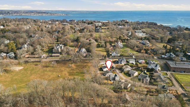 8 Kerins Terrace, Newport, RI 02840