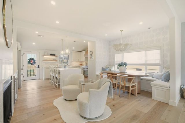 8 Kerins Terrace, Newport, RI 02840