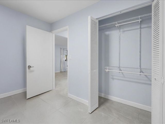 77 glenmont DR W, North Fort Myers, FL 33917