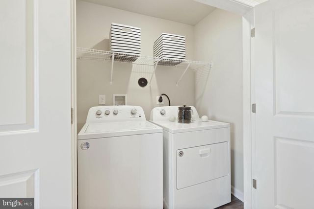 1995 FAUNA DR, Frederick, MD 21702