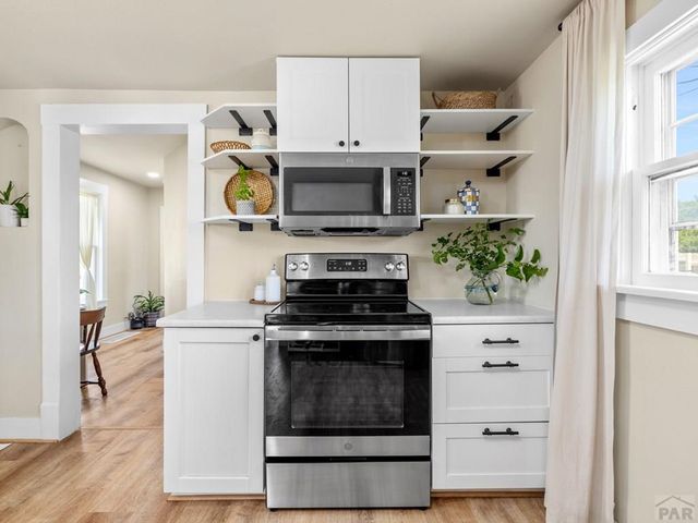 612 Topeka Ave, Pueblo, CO 81006