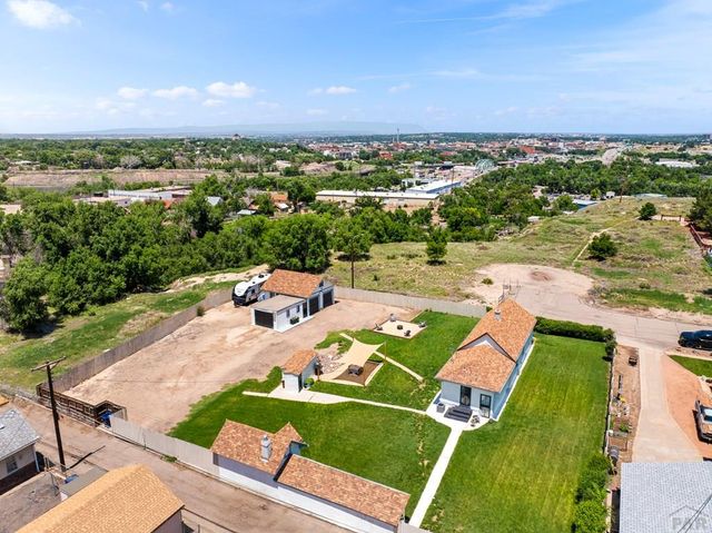 612 Topeka Ave, Pueblo, CO 81006