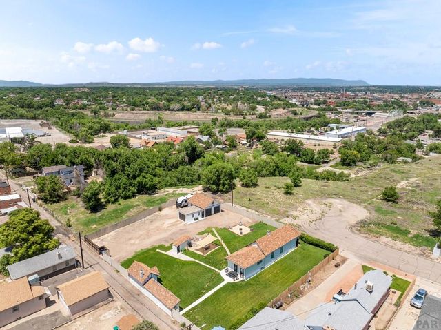 612 Topeka Ave, Pueblo, CO 81006