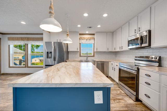 21903 Boles Rd., Frankston, TX 75763