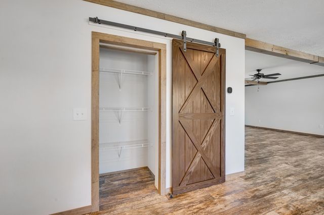 21903 Boles Rd., Frankston, TX 75763