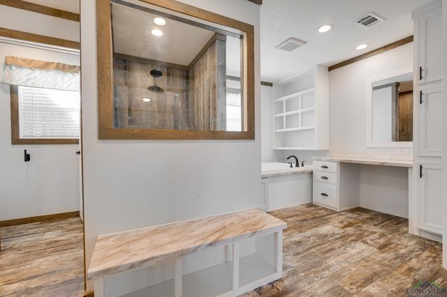 21903 Boles Rd., Frankston, TX 75763