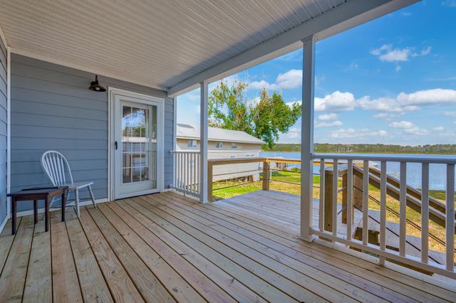 21903 Boles Rd., Frankston, TX 75763