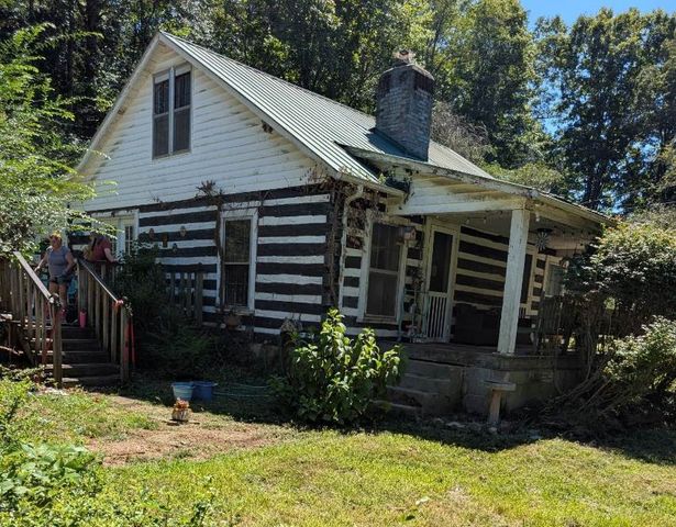 1260 Hillcrest Road, Dickson, TN 37055