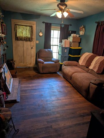 1260 Hillcrest Road, Dickson, TN 37055