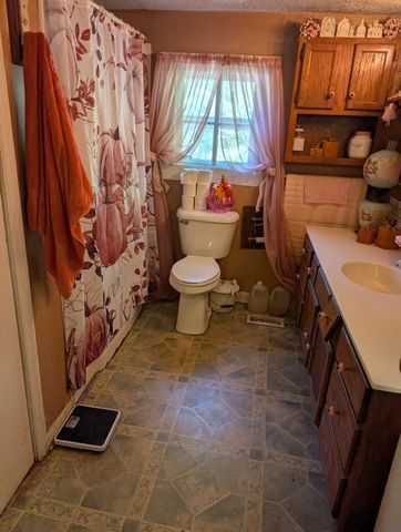 1260 Hillcrest Road, Dickson, TN 37055