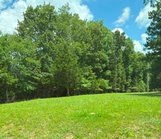 1260 Hillcrest Road, Dickson, TN 37055
