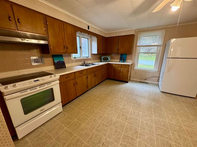 173 Pleasant Street, Williamstown, VT 05679