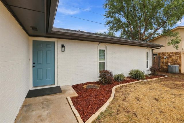 217 Elwood Drive, Edmond, OK 73013