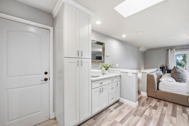 18 S 21st Street 100, San Jose, CA 95116