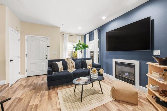 18 S 21st Street 100, San Jose, CA 95116