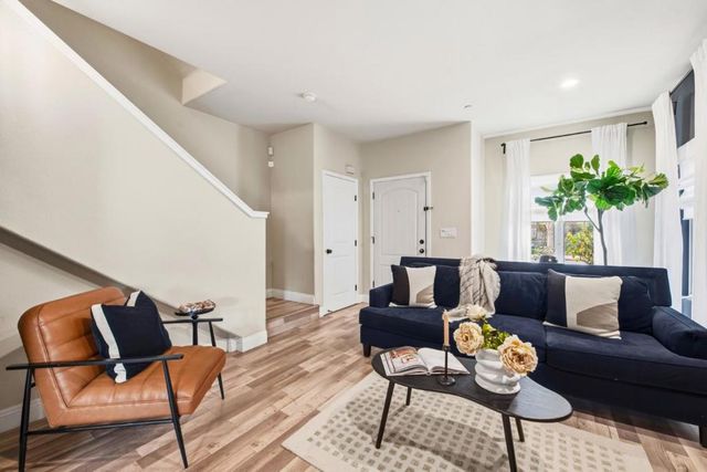 18 S 21st Street 100, San Jose, CA 95116