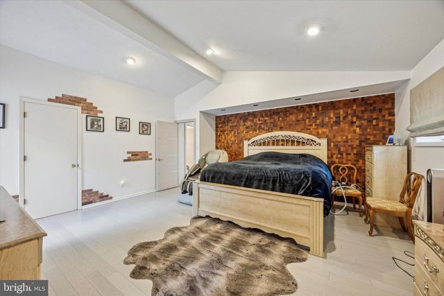 3 ETON RD, Yardley, PA 19067