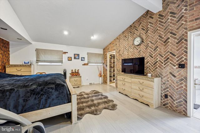3 ETON RD, Yardley, PA 19067