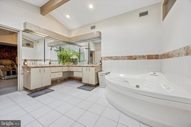 3 ETON RD, Yardley, PA 19067