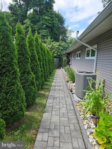 3 ETON RD, Yardley, PA 19067