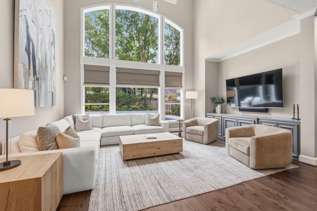 30 Freestone Place, The Woodlands, TX 77382