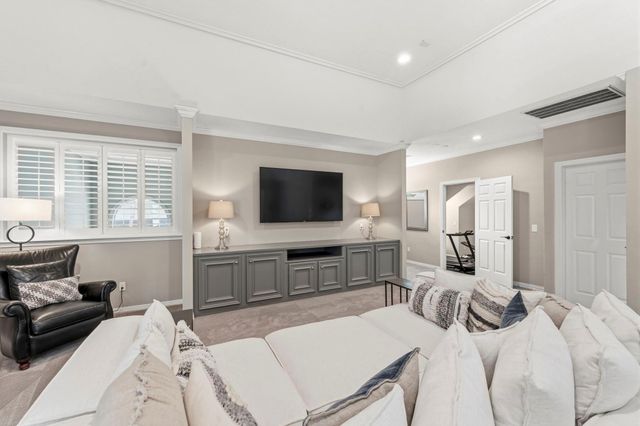 30 Freestone Place, The Woodlands, TX 77382