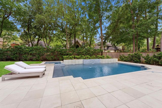 30 Freestone Place, The Woodlands, TX 77382