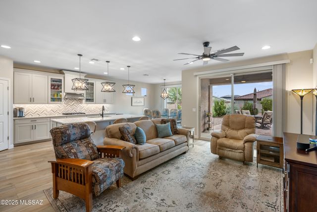 11485 N Desert Calico Loop, Tucson, AZ 85742