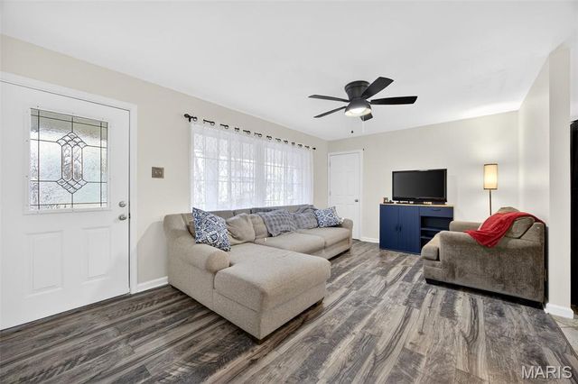 713 Plaza Drive, O'fallon, MO 63366