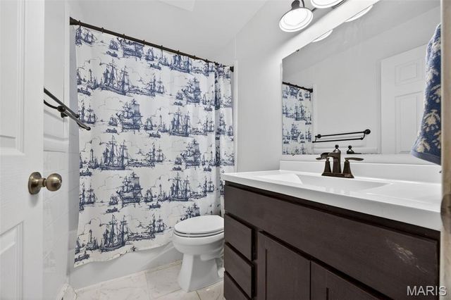 713 Plaza Drive, O'fallon, MO 63366