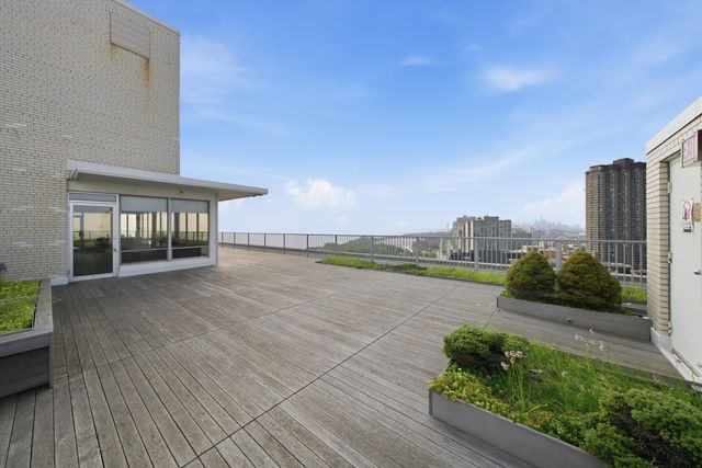 3900 N Lake Shore Drive 4B, Chicago, IL 60613
