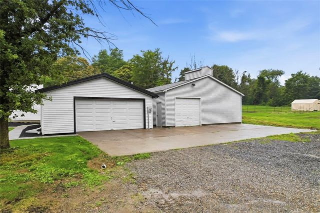 121 Kyle Rd, Middlesex Twp, PA 16059